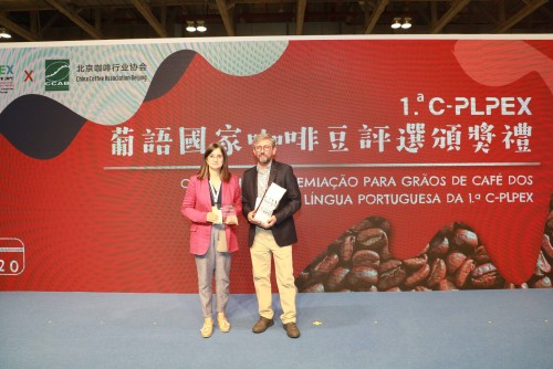 Empresas portuguesas e chinesas continuam a apostar na importação do café