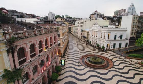 Senado Square